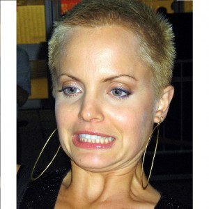 Unpleasant but Mena Suvari filed for divorce (Tony Shek via Wikimedia)