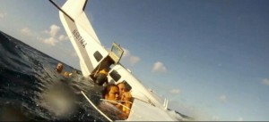 Video: Hawaii plane crash filmed by passengers - Foxcrawl